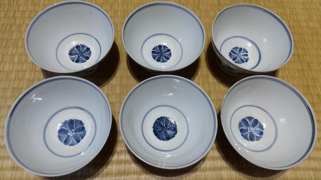 古伊万里　広東碗・蓋茶碗（６客）宝相華・幾何学紋