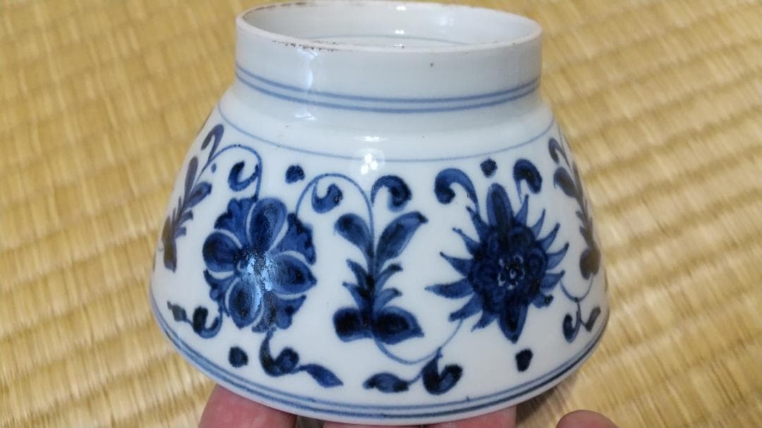 古伊万里　広東碗・蓋茶碗（６客）宝相華・幾何学紋