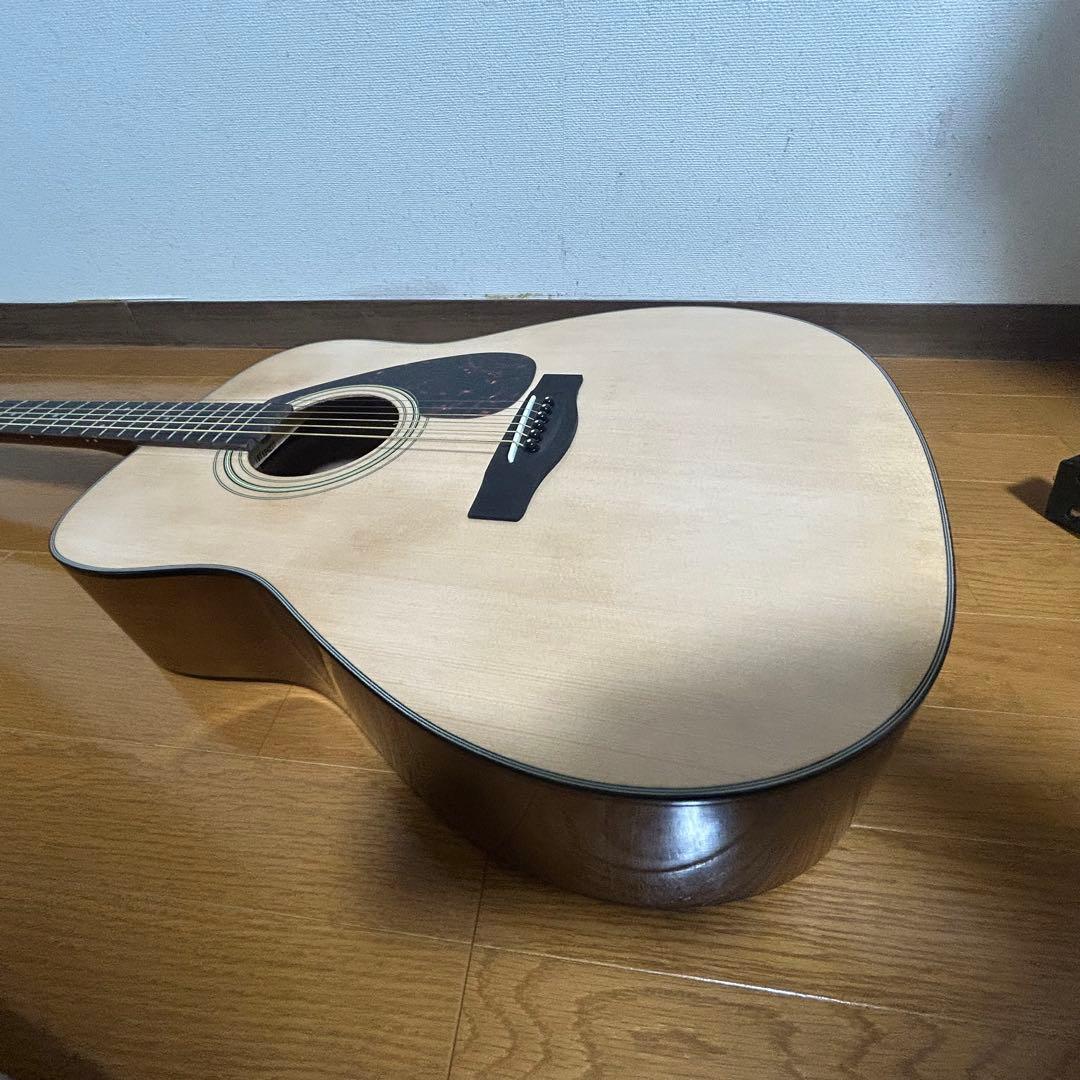 【初心者用グッズ付】アコースティックギター　YAMAHA F600