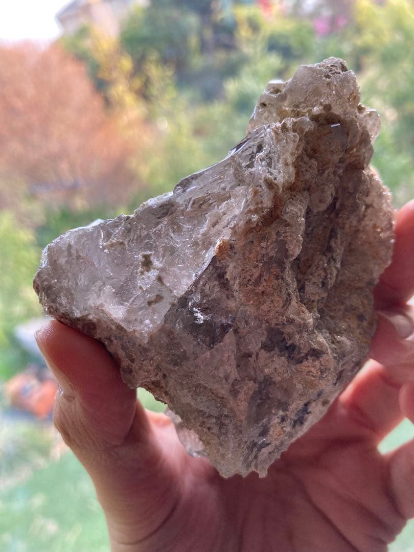 ヒマラヤ　マニハール原石　ルチル入り　水晶　天然石　レインボー