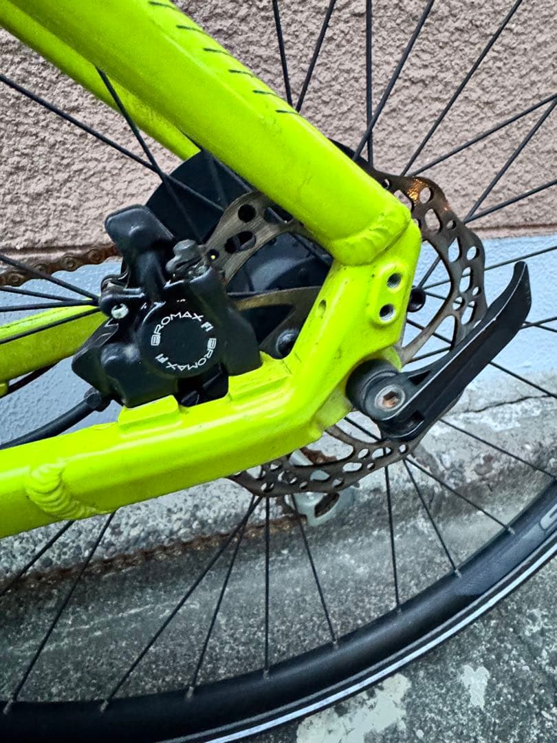 【SPECIALIZED】SIRRUS 2.0クロスバイクL 修理必須