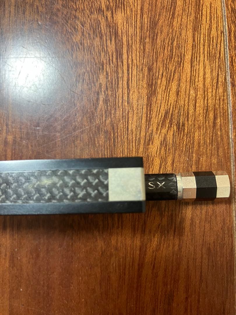 CodaBow（コーダボウ）Diamond SX カーボン製バイオリン弓4/4