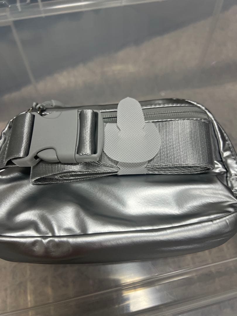 BTS ジン JIN VIP 入場特典 ポーチ＆ピンバッジ アムステルダム