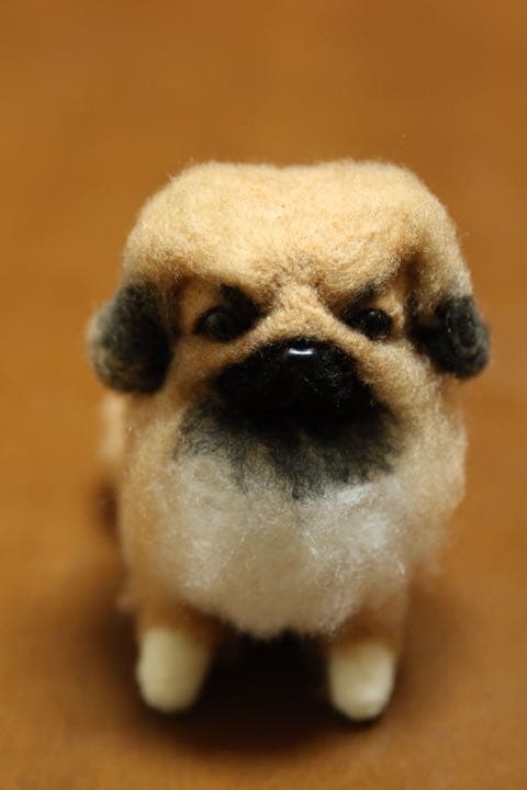 羊毛フェルト　ペキニーズ