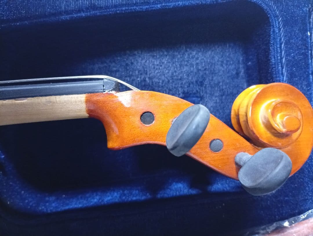 カルロ・ジョルダーノ　　　　 4/4 バイオリン59cm　ケース、弓付　未使用品