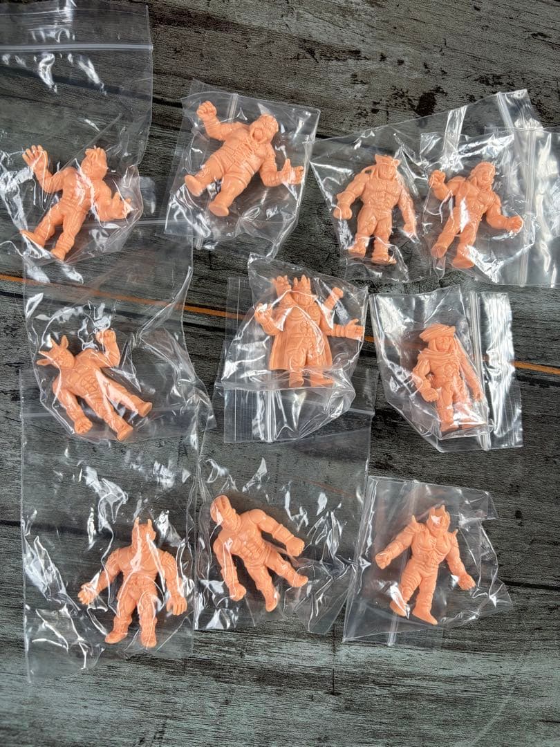 キンケシ　まとめ売り　416体+おまけ10体