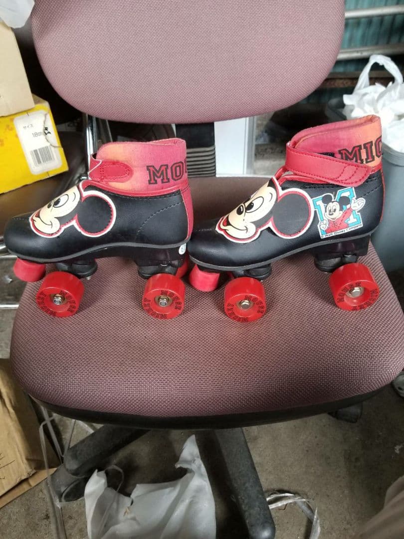ミッキー　ローラースケート　未使用　箱付き
レトロ、希少、レア