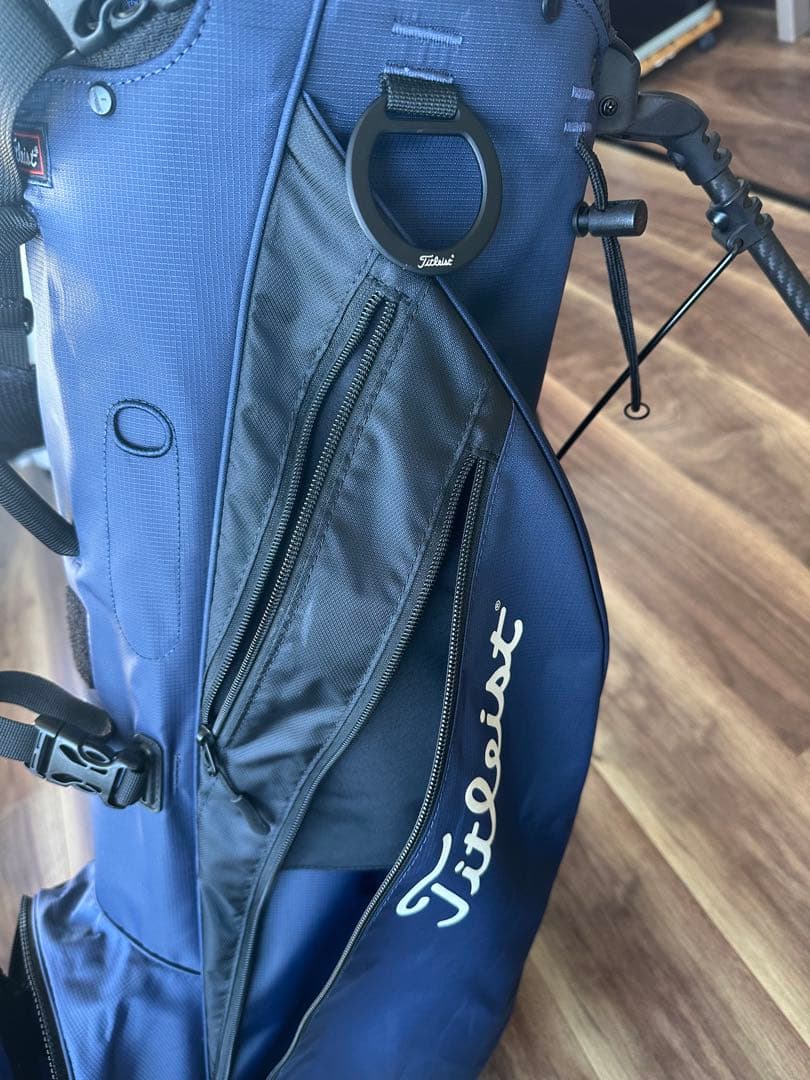 【未使用に近い】Titleist タイトリスト軽量スタンドキャディバッグネイビー