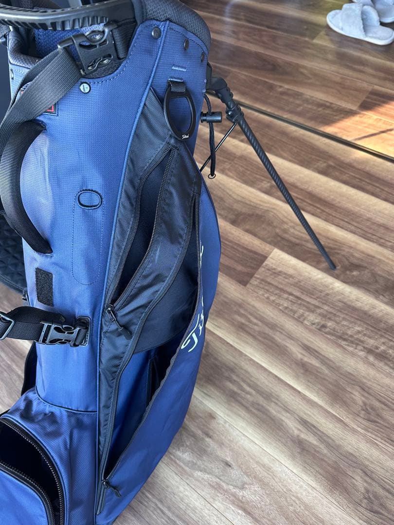 【未使用に近い】Titleist タイトリスト軽量スタンドキャディバッグネイビー