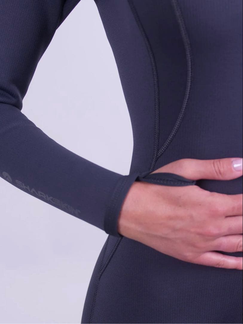 日本未上陸　濠SharkSkin高級T2 フルスーツ　グレー　（在庫２）