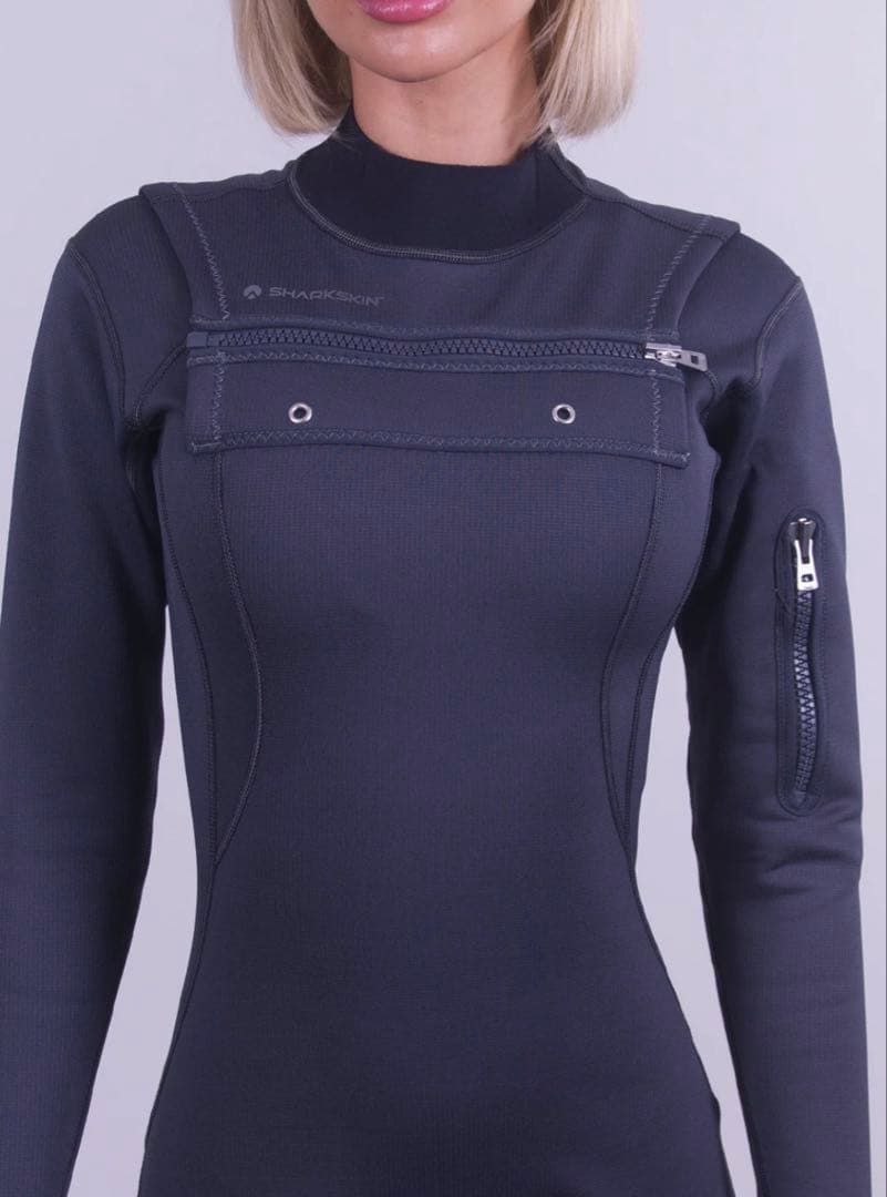 日本未上陸　濠SharkSkin高級T2 フルスーツ　グレー　（在庫２）