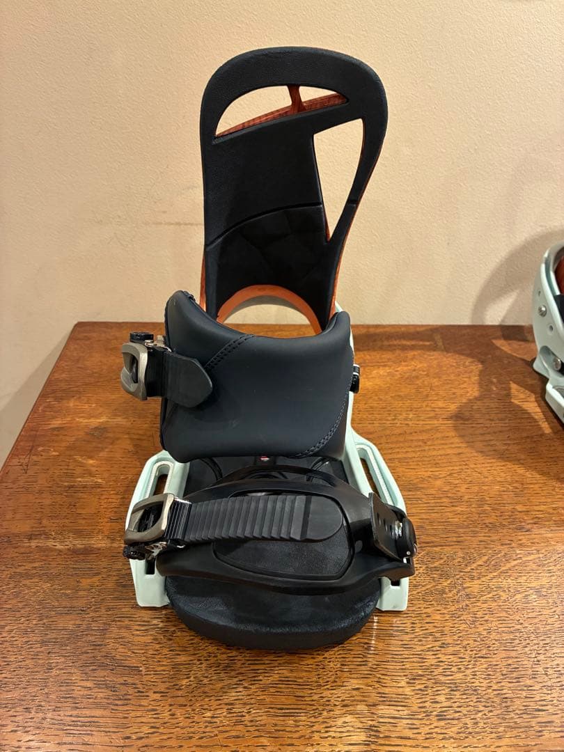 BURTON ビンディング　SCRIBE EST　Mサイズ