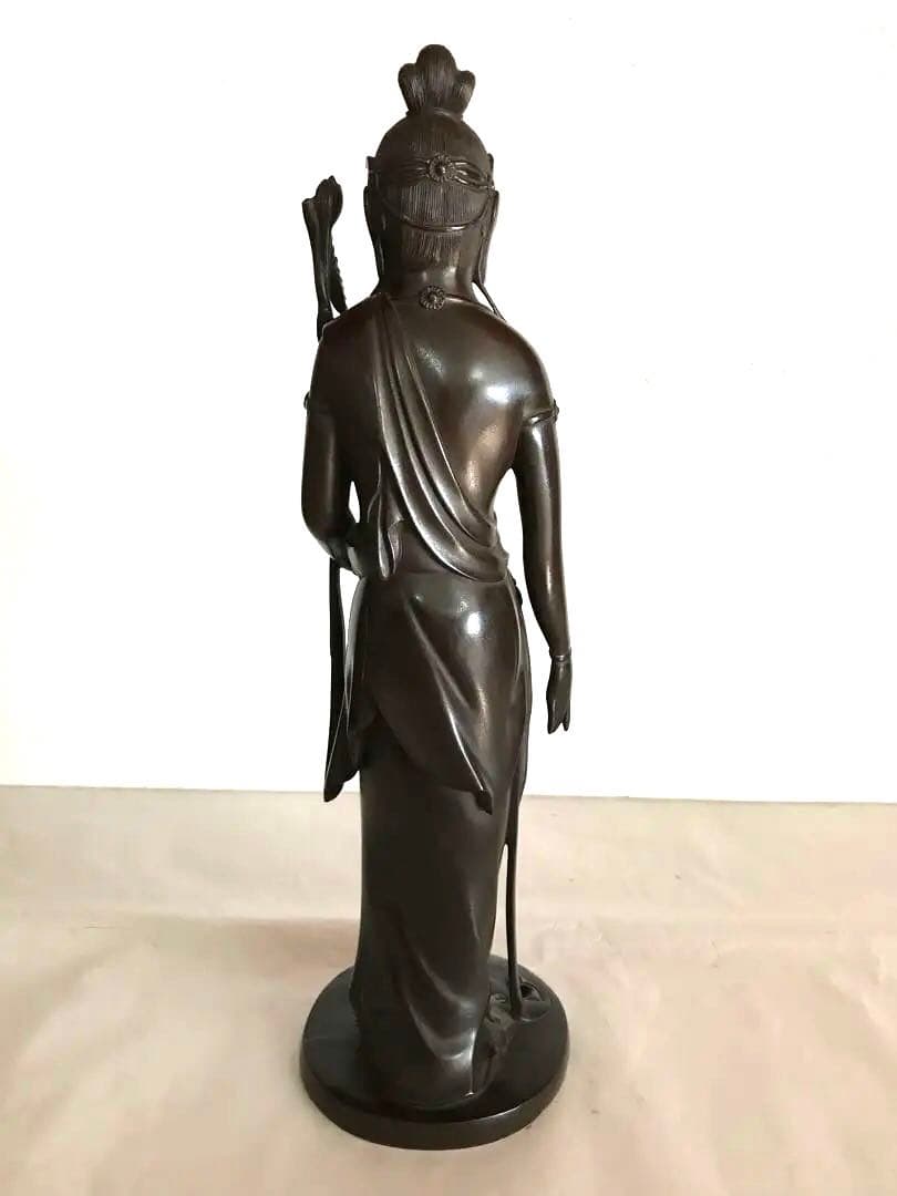 銅製:１尺３寸聖観世音菩薩像