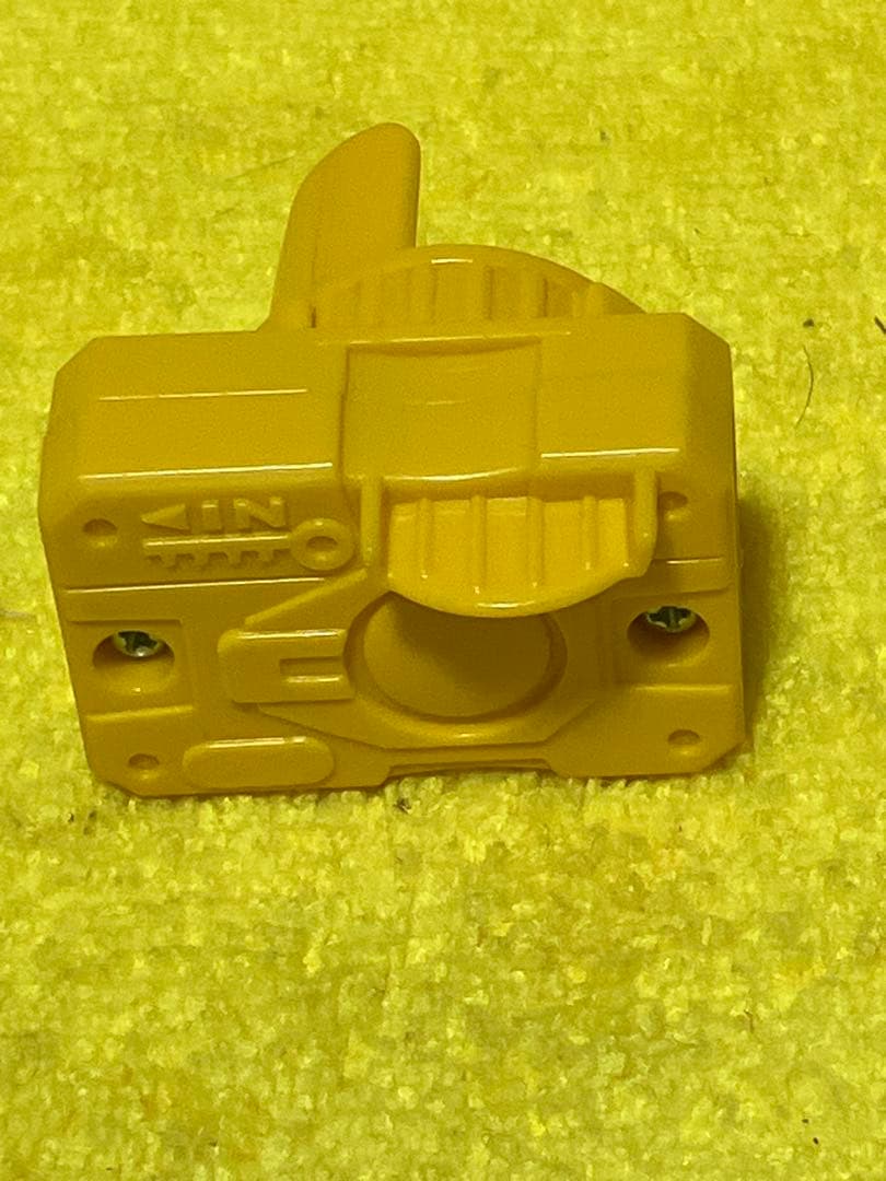 レア　爆転シュートベイブレード　ドライガーＧ　ゴールドver 新品　大会優勝商品