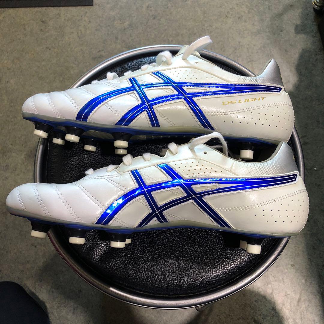 アシックスサッカースパイク　取替え式