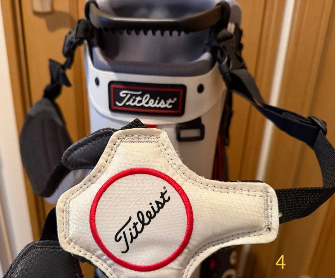 Titleist スタンドバッグ ホワイト/ブラック/レッド