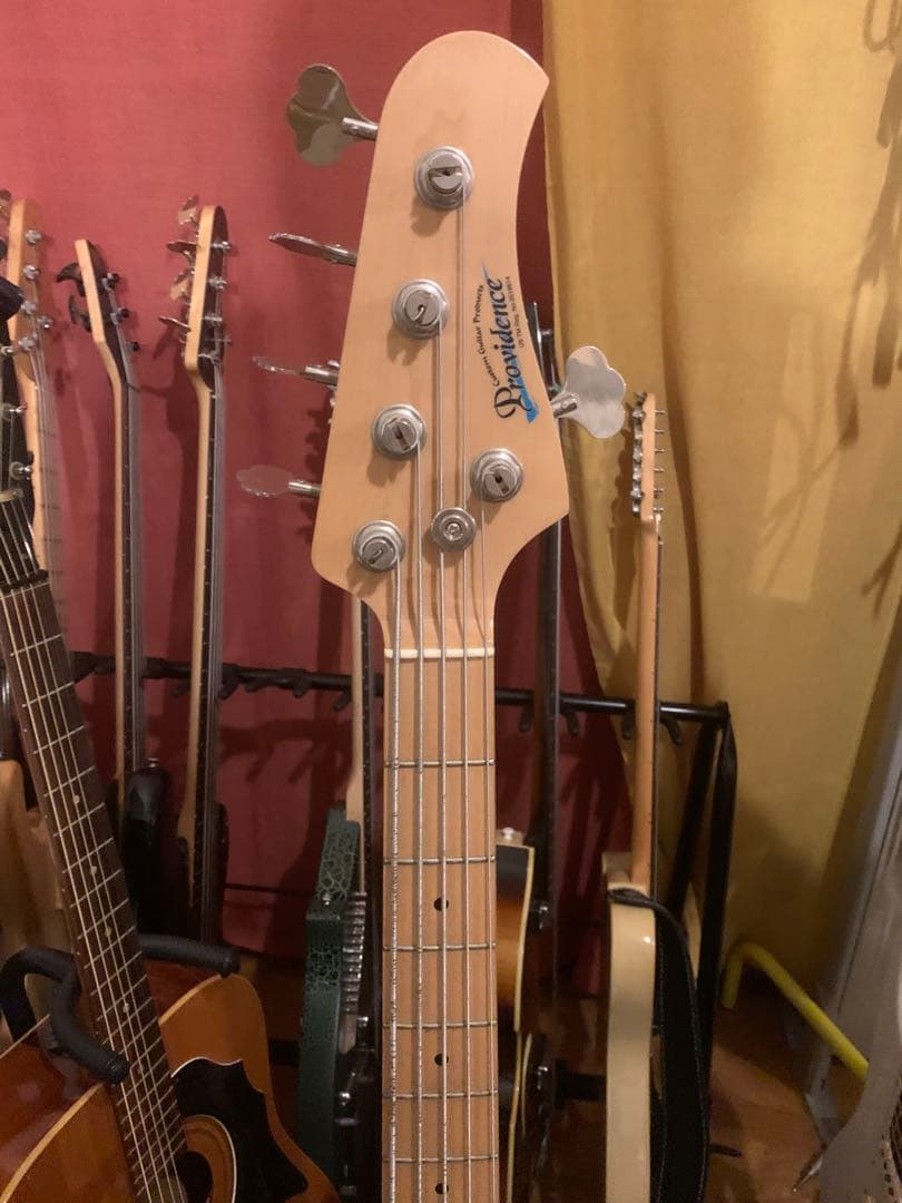 Providence aRB-108M5 NAT 5弦ベース