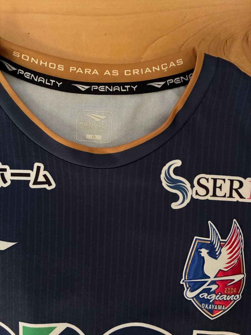 ファジアーノ岡山 BRODERSEN 直筆サイン入り　ユニフォーム　レア　O