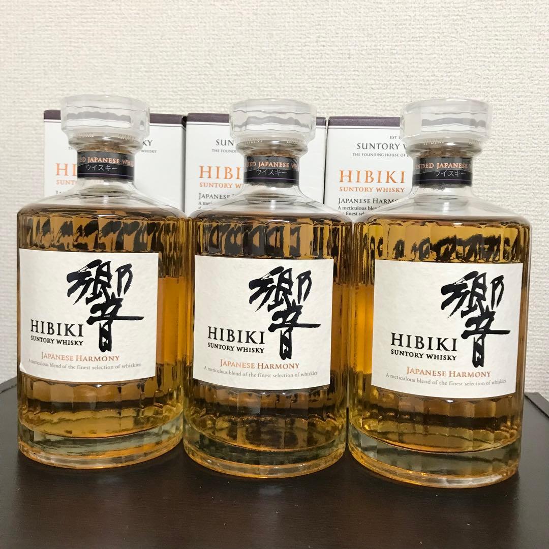 未開封　サントリー　響　ウイスキー　700ml ジャパニーズハーモニー