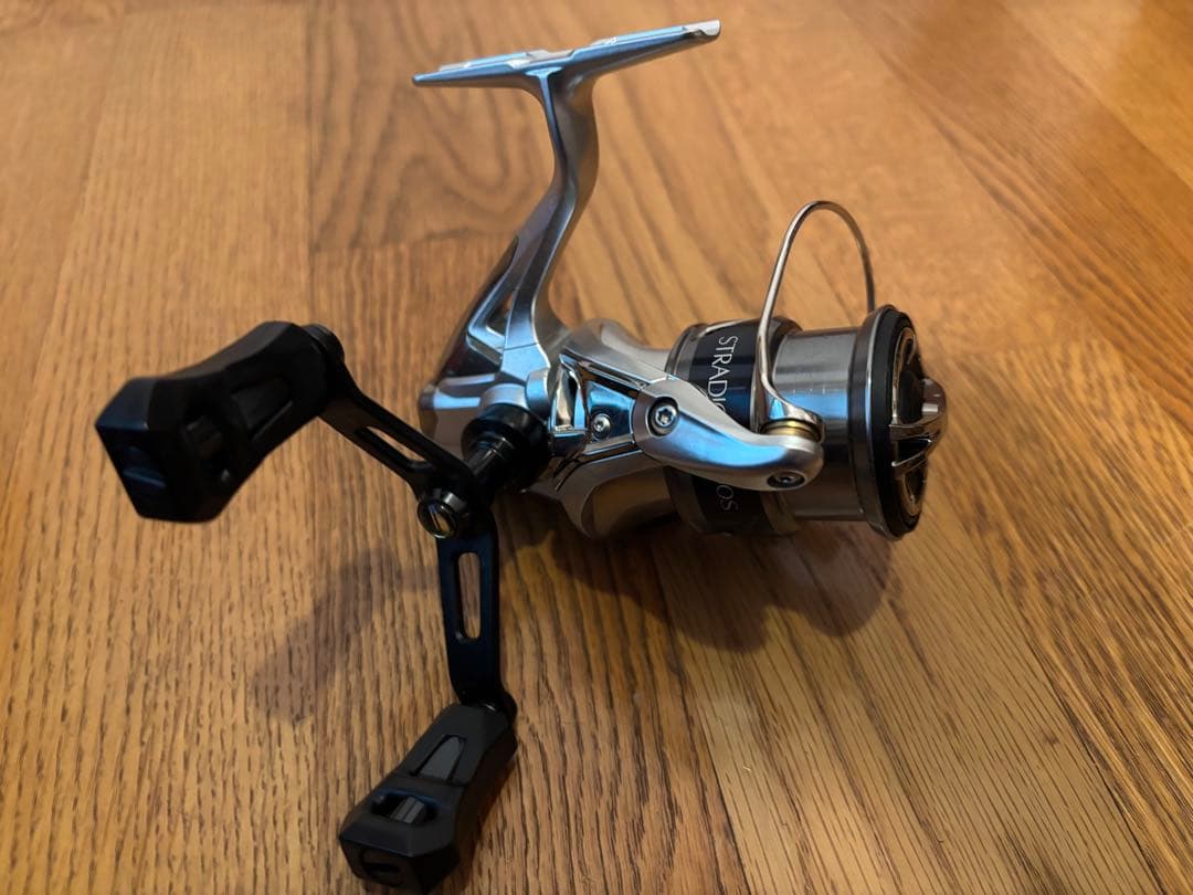 シマノSTRADIC ストラディック 2500HGS 新品未使用