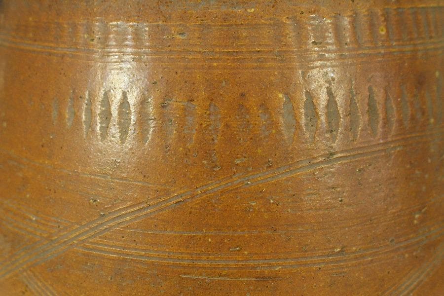 古瀬戸 櫛目 鉄釉 瓶 φ35.3cm 花沓 印(A318)