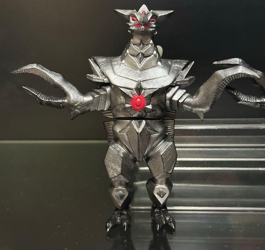 電光超人グリッドマン　メタラス　ソフビ　色違いセット　他