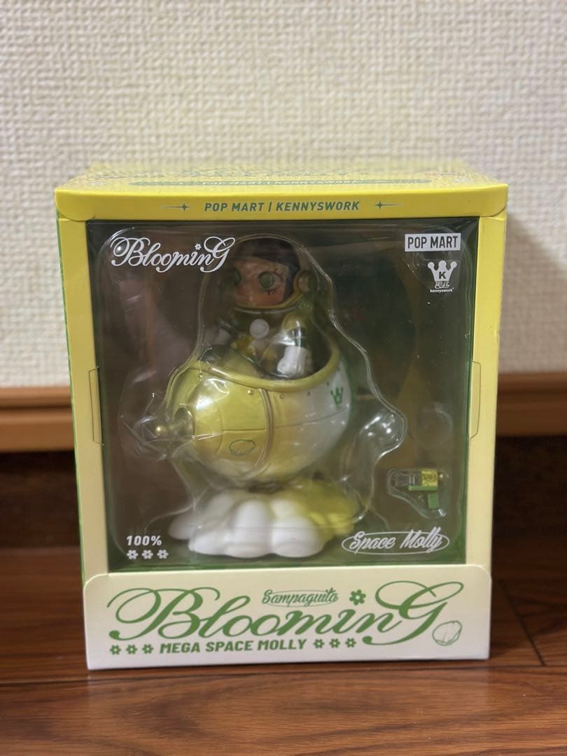 ポップマート SPACE MOLLY BLOOMING SAMPAGUITA