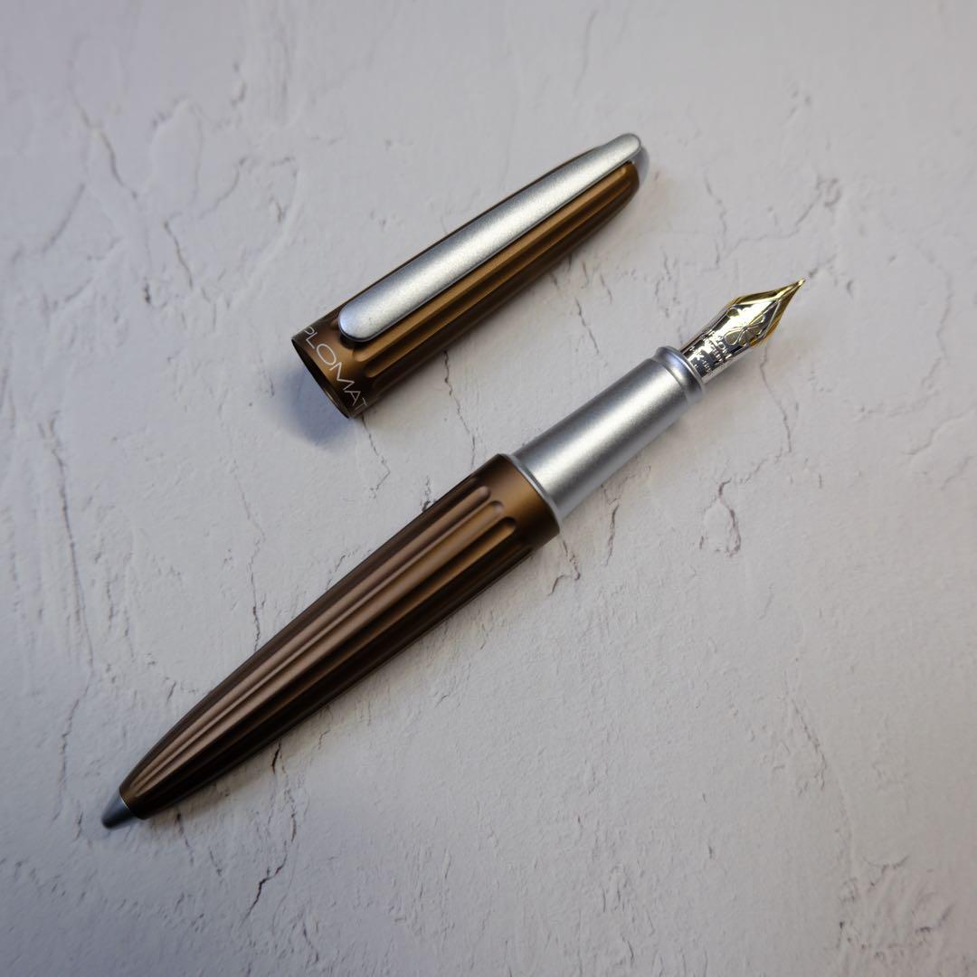 DIPLOMAT 万年筆 14金 細字 ブラウン 新品未使用