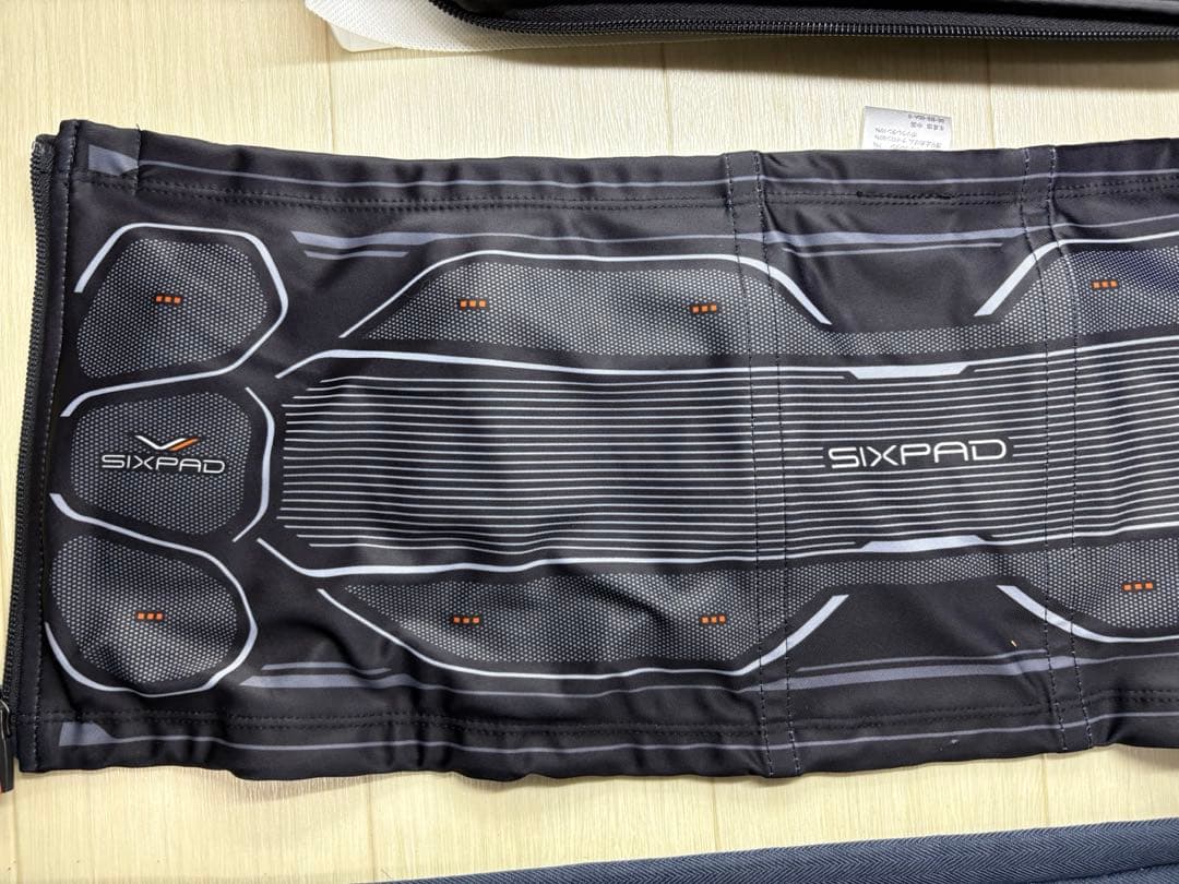 【極上美品】SIXPAD パワースーツ コアベルト Sサイズ