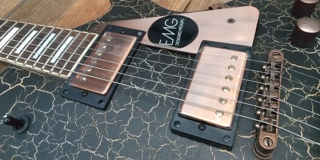 AXL GUITARS（アクセルギターズ
