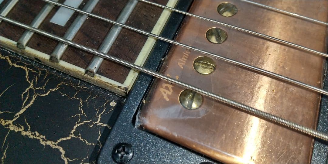 AXL GUITARS（アクセルギターズ