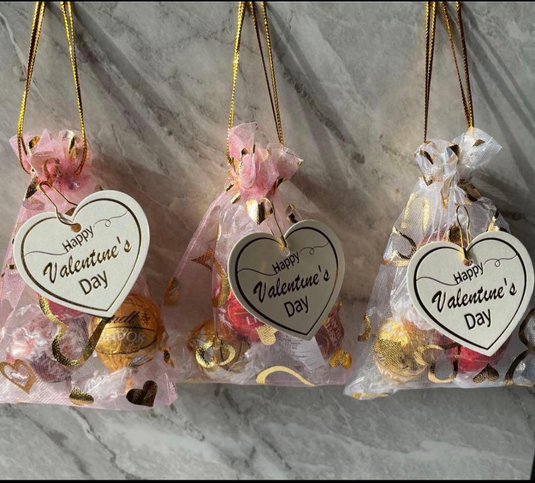 バレンタインプチギフト　リンツ　大人の義理チョコ　高級チョコレート