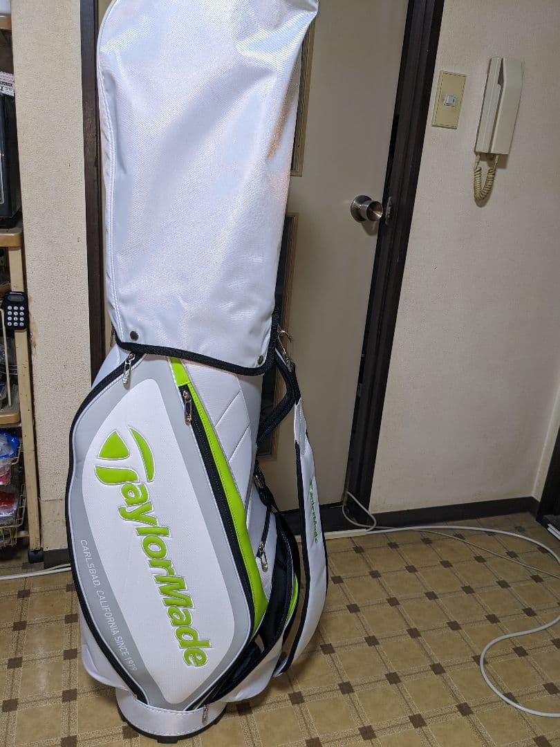 TaylorMade テーラーメイド　キャディバッグ ゴルフバッグ