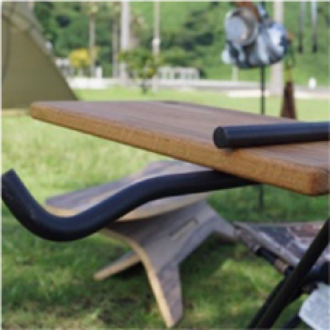 焚き火サイドテーブル。