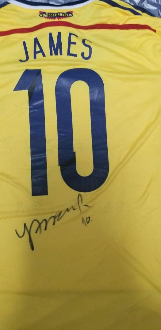 ハメス　ロドリゲス　ハメス・ロドリゲス　ハメス　直筆サイン　ユニフォーム