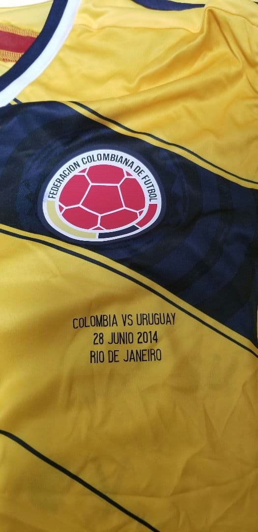 ハメス　ロドリゲス　ハメス・ロドリゲス　ハメス　直筆サイン　ユニフォーム