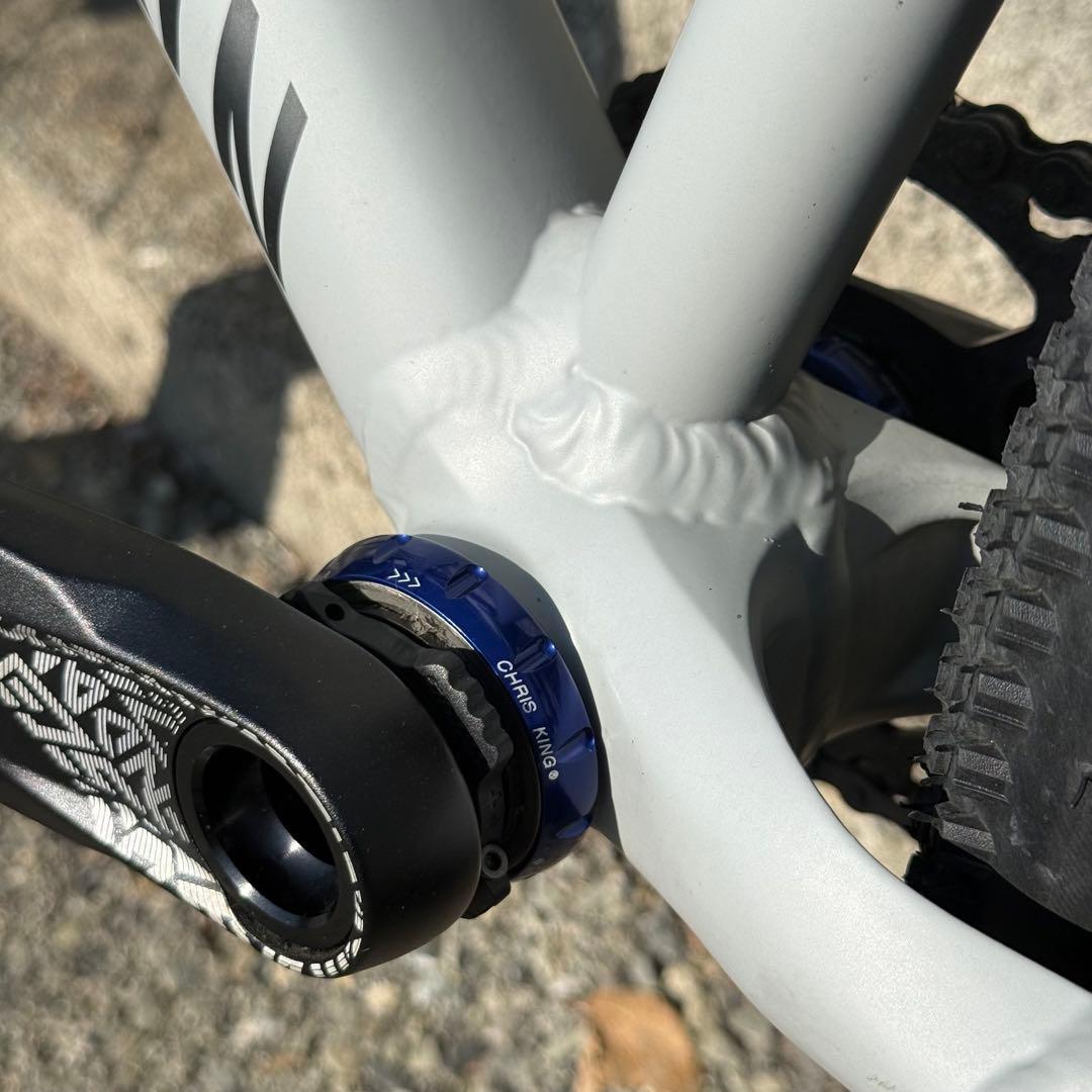 CANYON Stitched360Pro ダートジャンプ ChrisKing