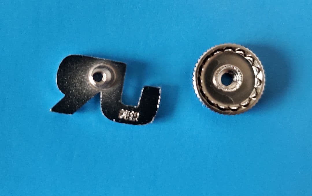 58JR東日本襟章純銀ネジタイプ現行品