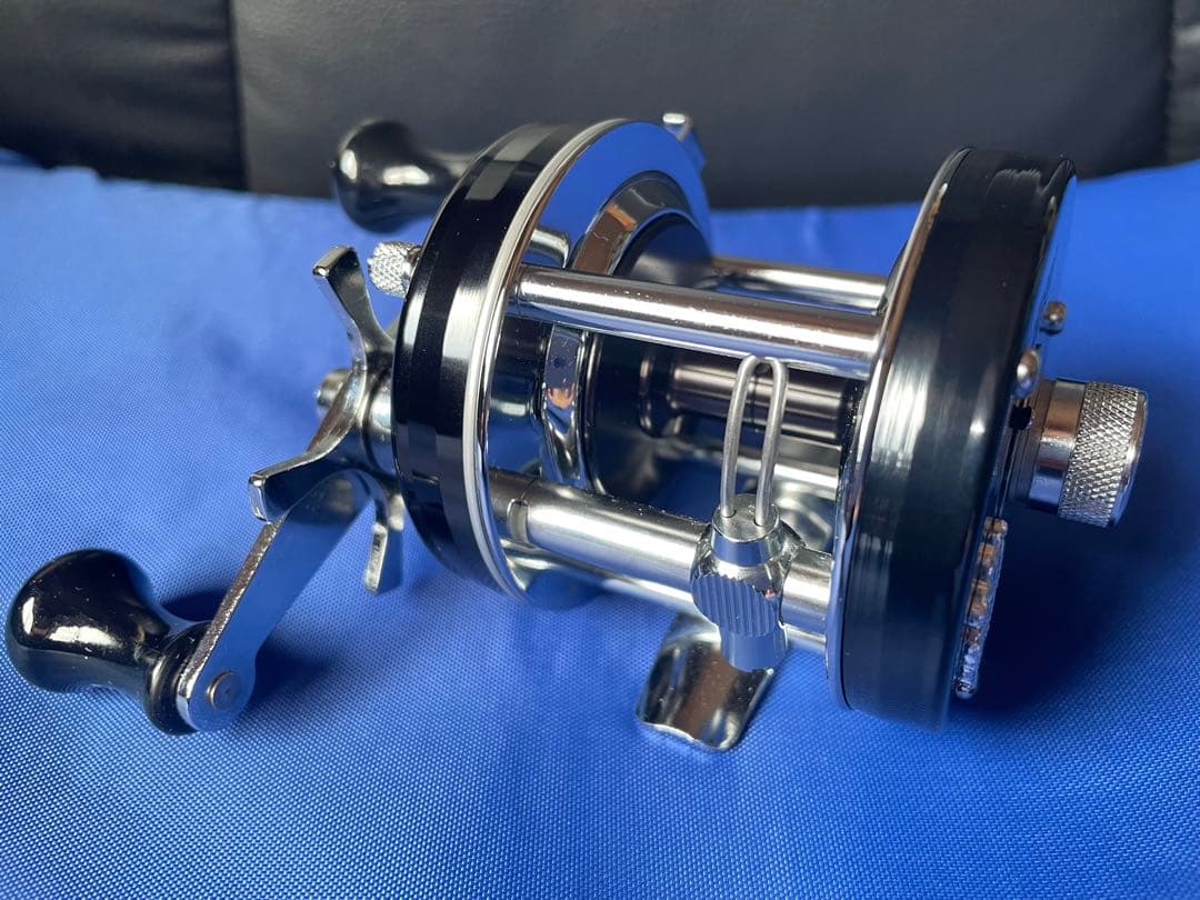 ABU Ambassadeur 5500C ブラックサイモン新品未使用