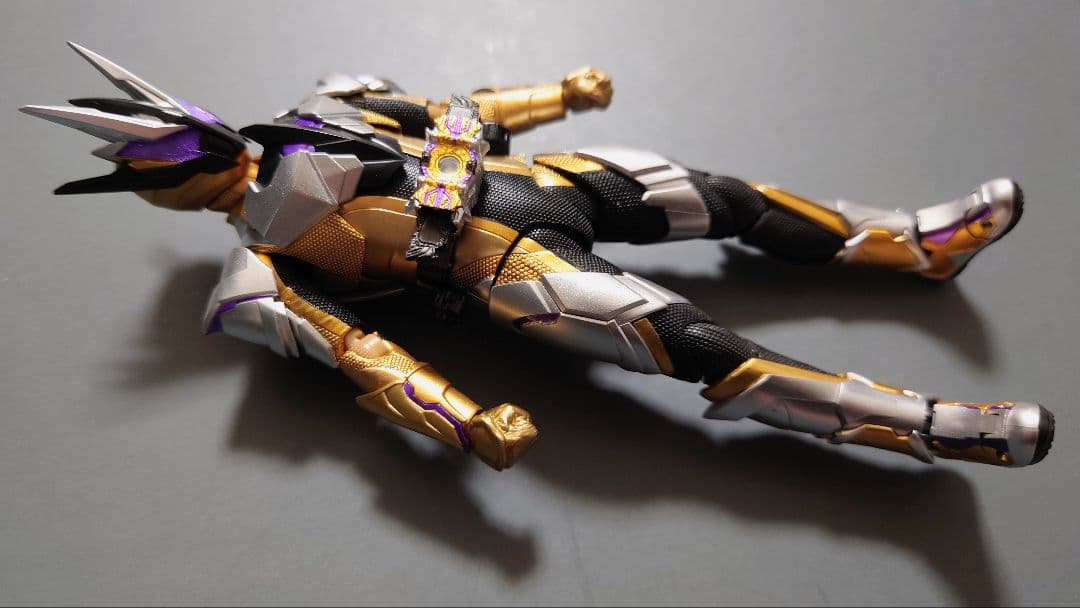 S.H.Figuarts 仮面ライダーサウザー ＆ 迅 (開封品) 2体セット