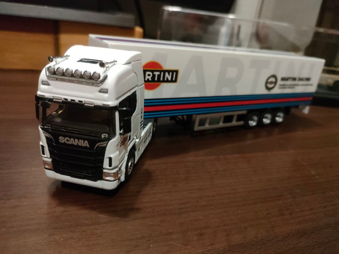 MODERNART MARTINI スカニア トレーラー 1/64