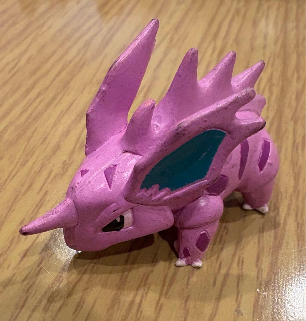 ポケモン モンコレ　ニドリーノ