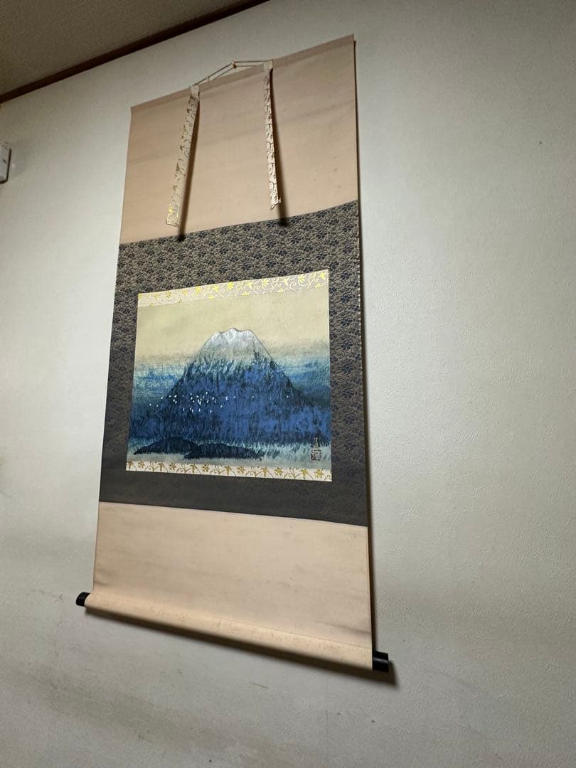 前田青邨　富士図　掛け軸　共箱　日本画　文化勲章　工芸