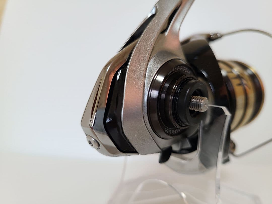 ダイワ 18カルディア LT2000S 美品 SLPカスタム 付属品あり