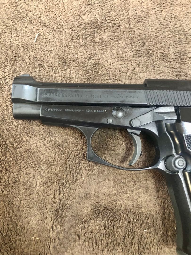 ウエスタンアームズ　ガスブローバックハンドガン ベレッタM84 チーター　初期型