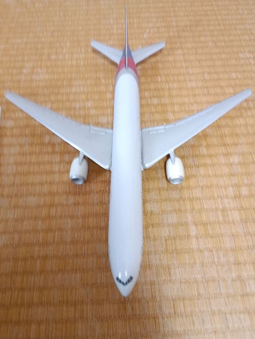 その他 ASIAN AIRLINES Boeing 777-200ER 1/180