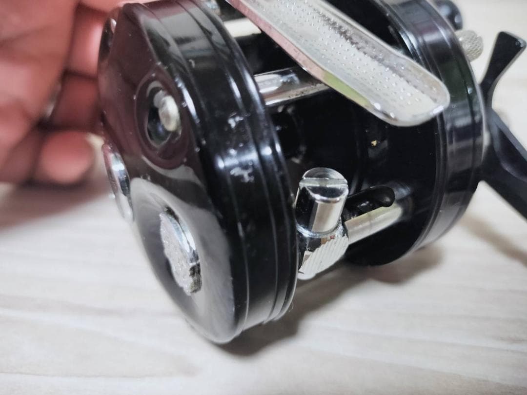 アブガルシア　アンバサダー4600C 　ビンテージ　リール abu ブラック