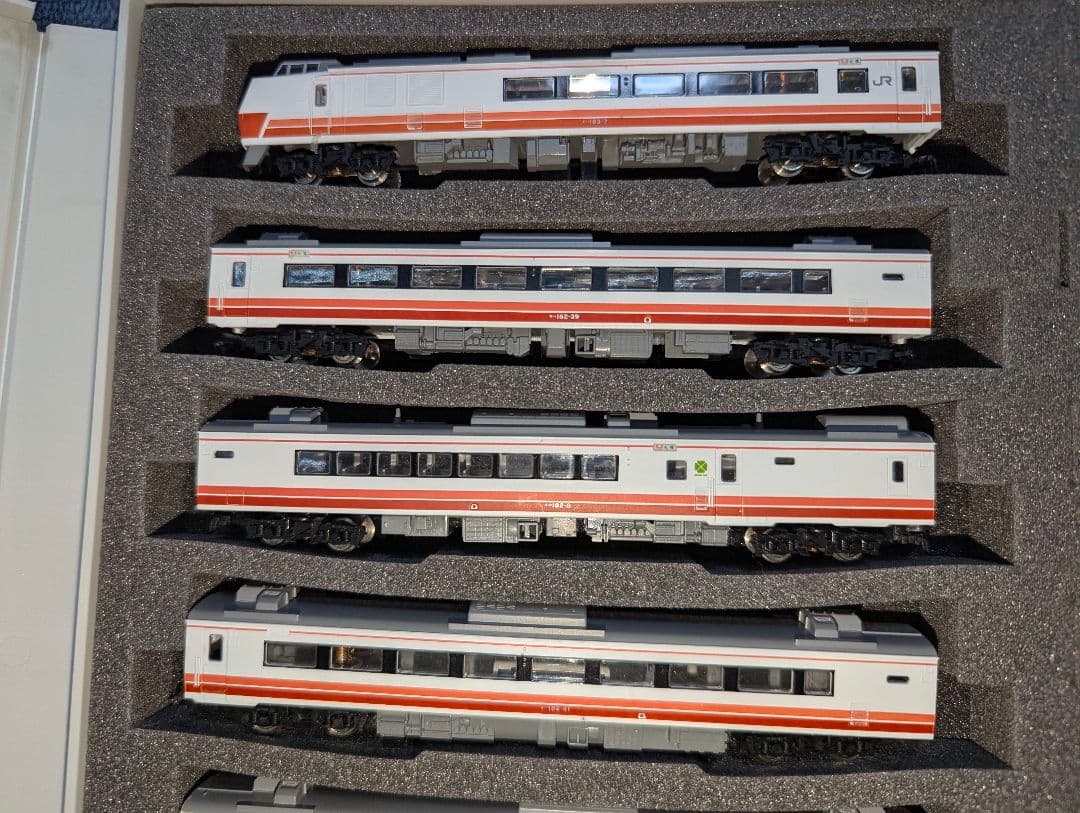 TOMIX キハ183系気動車　７両　室内灯点灯（新塗装）　92610