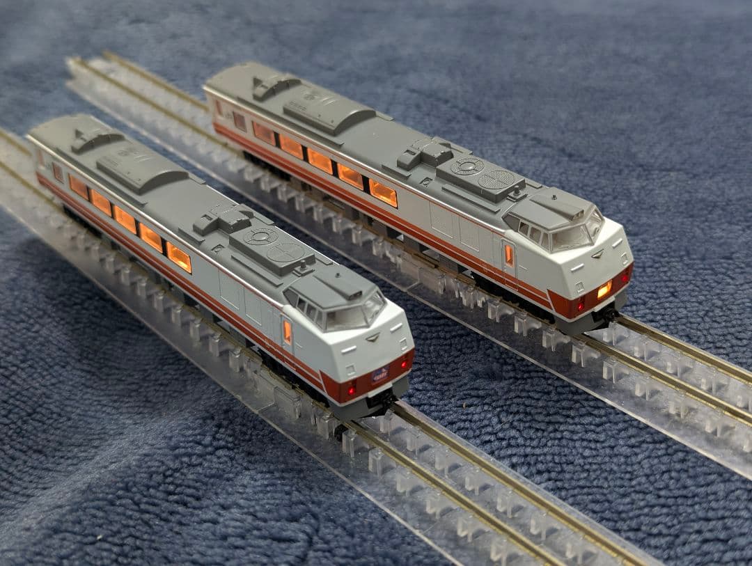 TOMIX キハ183系気動車　７両　室内灯点灯（新塗装）　92610