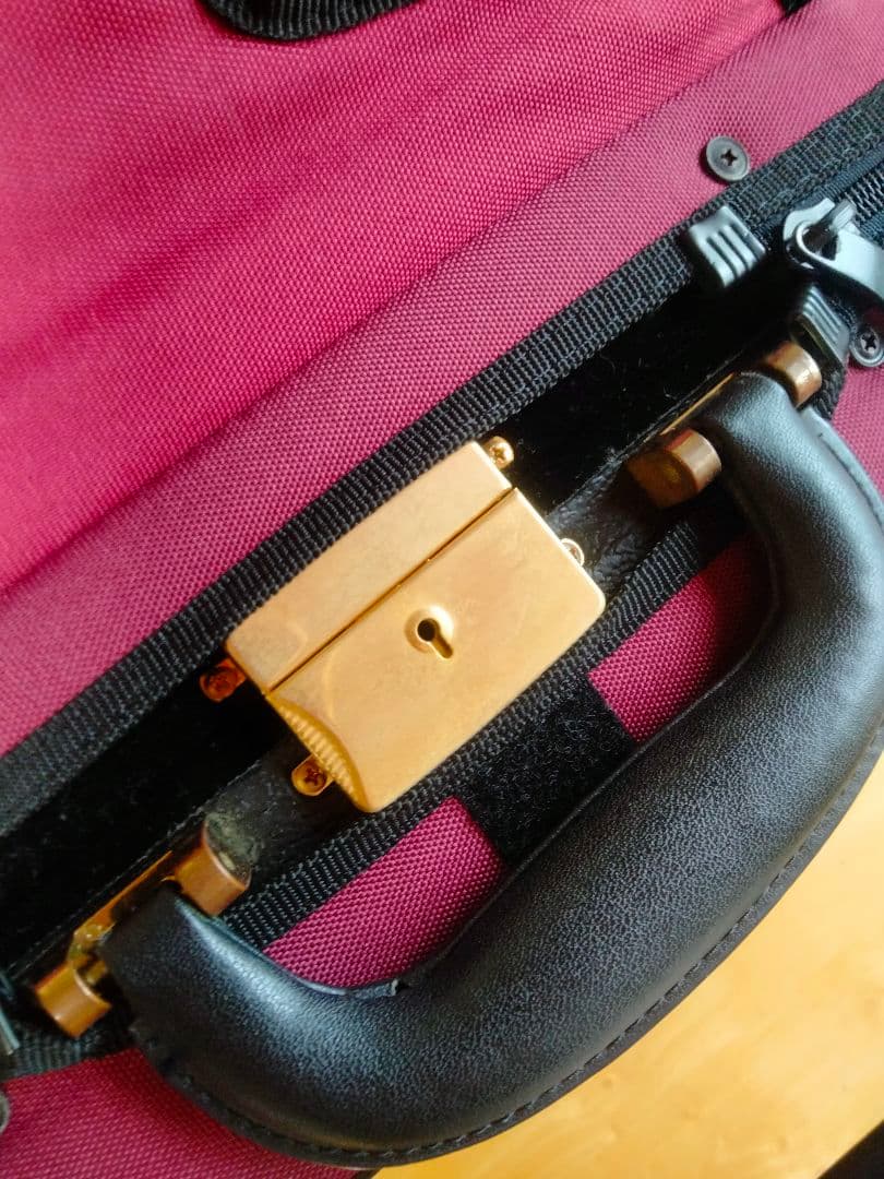 4/4バイオリンケース スーパーライト四角赤